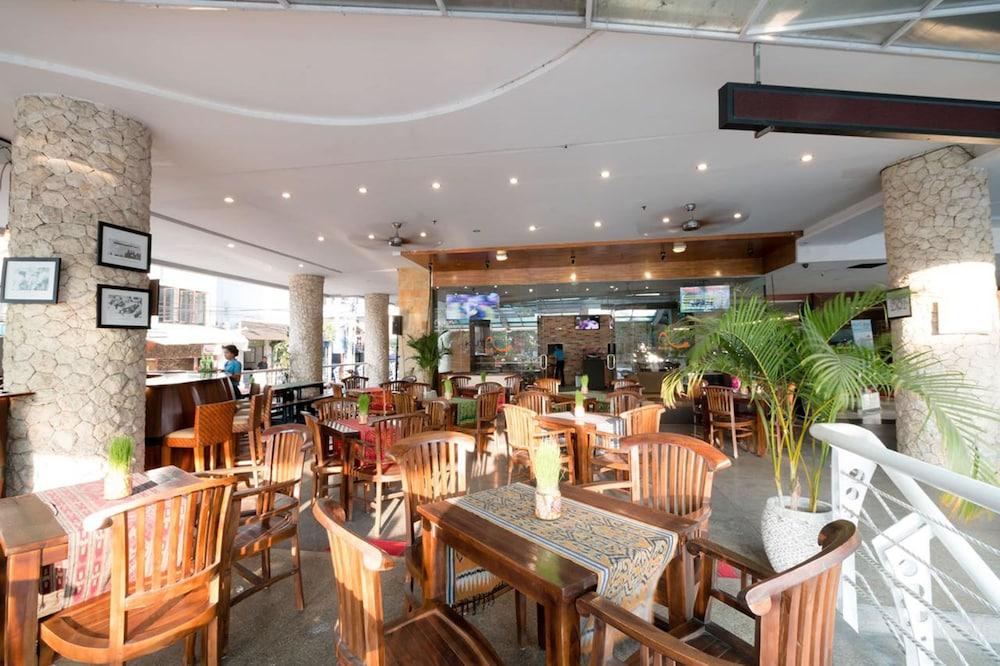 Kutabex Beachfront Hotel Kuta Lombok Εξωτερικό φωτογραφία