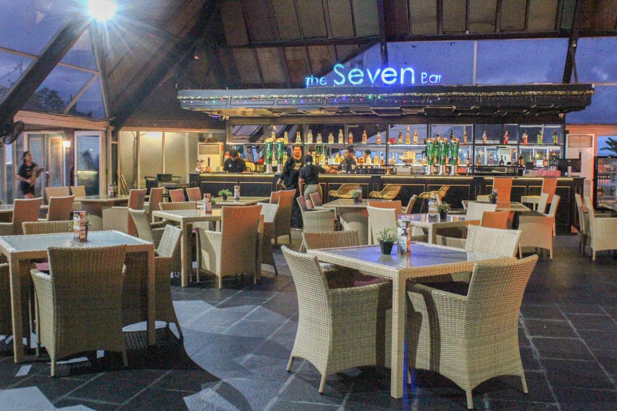 Kutabex Beachfront Hotel Kuta Lombok Εξωτερικό φωτογραφία