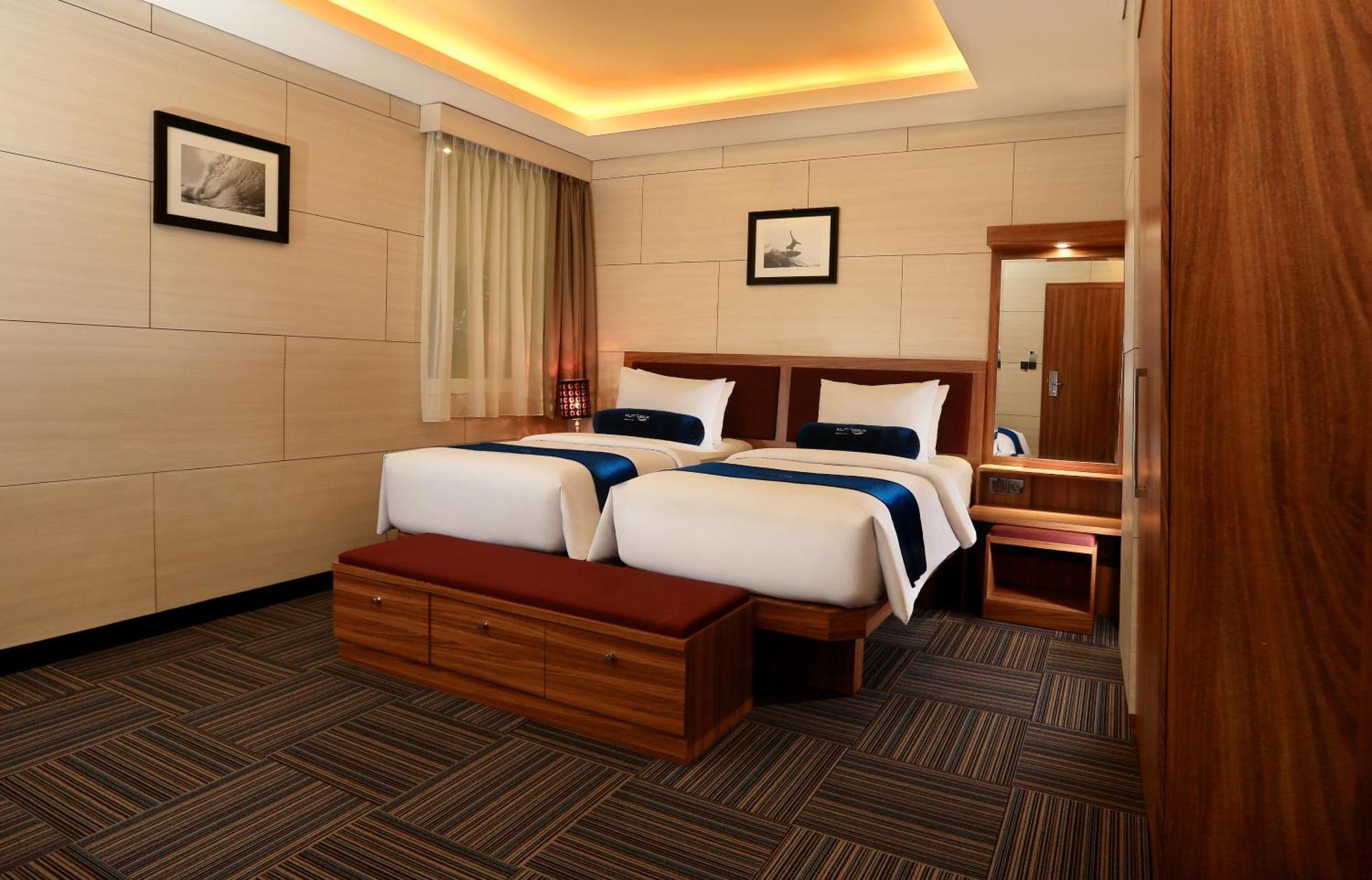 Kutabex Beachfront Hotel Kuta Lombok Εξωτερικό φωτογραφία
