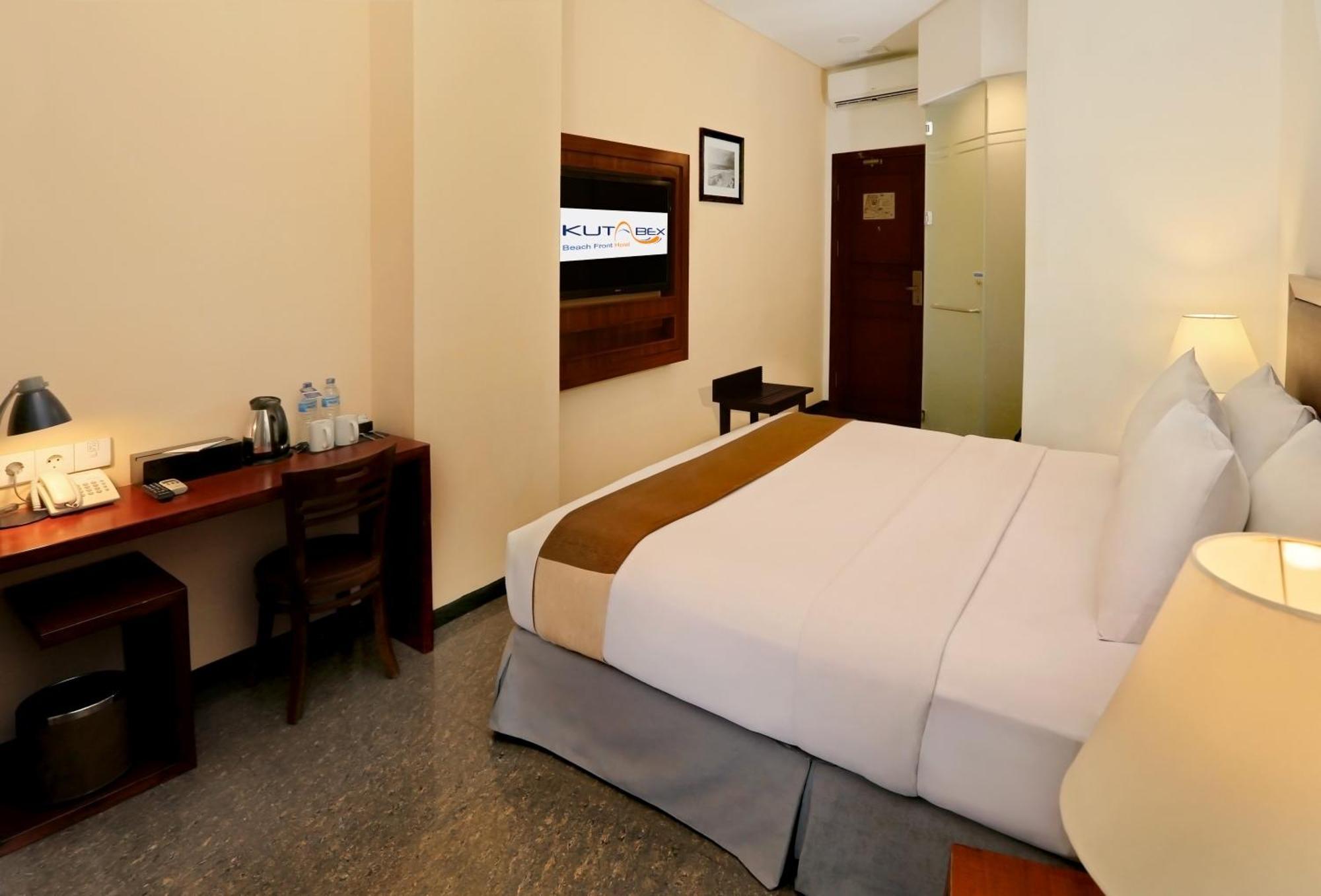 Kutabex Beachfront Hotel Kuta Lombok Εξωτερικό φωτογραφία