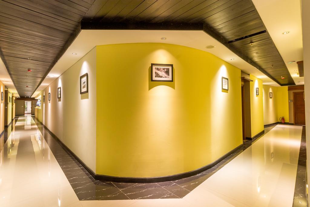 Kutabex Beachfront Hotel Kuta Lombok Εξωτερικό φωτογραφία