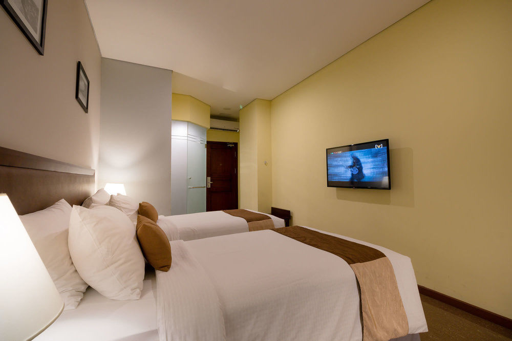 Kutabex Beachfront Hotel Kuta Lombok Εξωτερικό φωτογραφία
