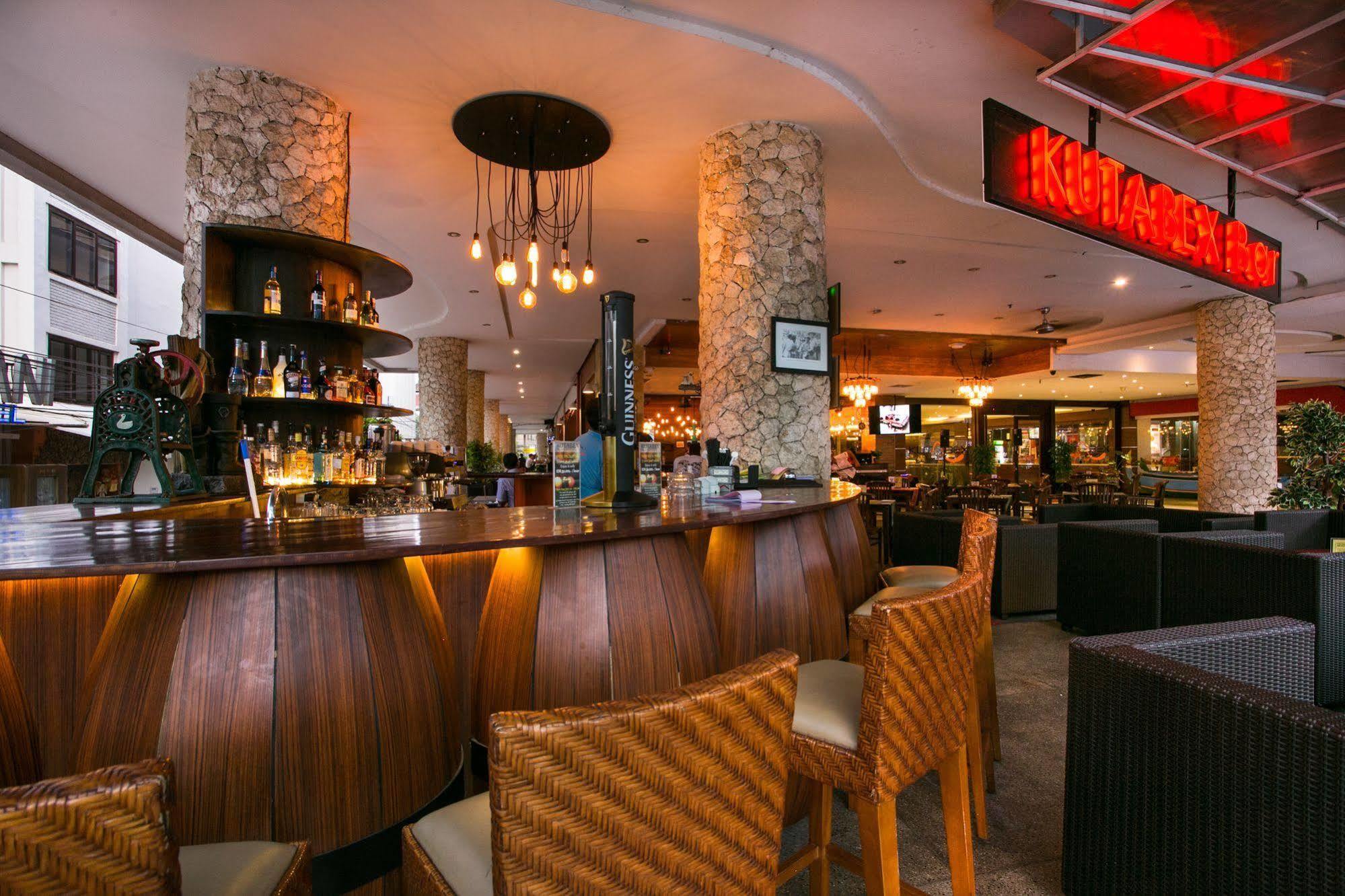 Kutabex Beachfront Hotel Kuta Lombok Εξωτερικό φωτογραφία