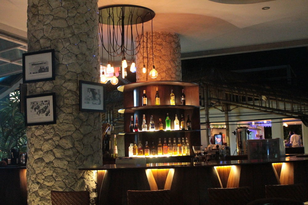 Kutabex Beachfront Hotel Kuta Lombok Εξωτερικό φωτογραφία