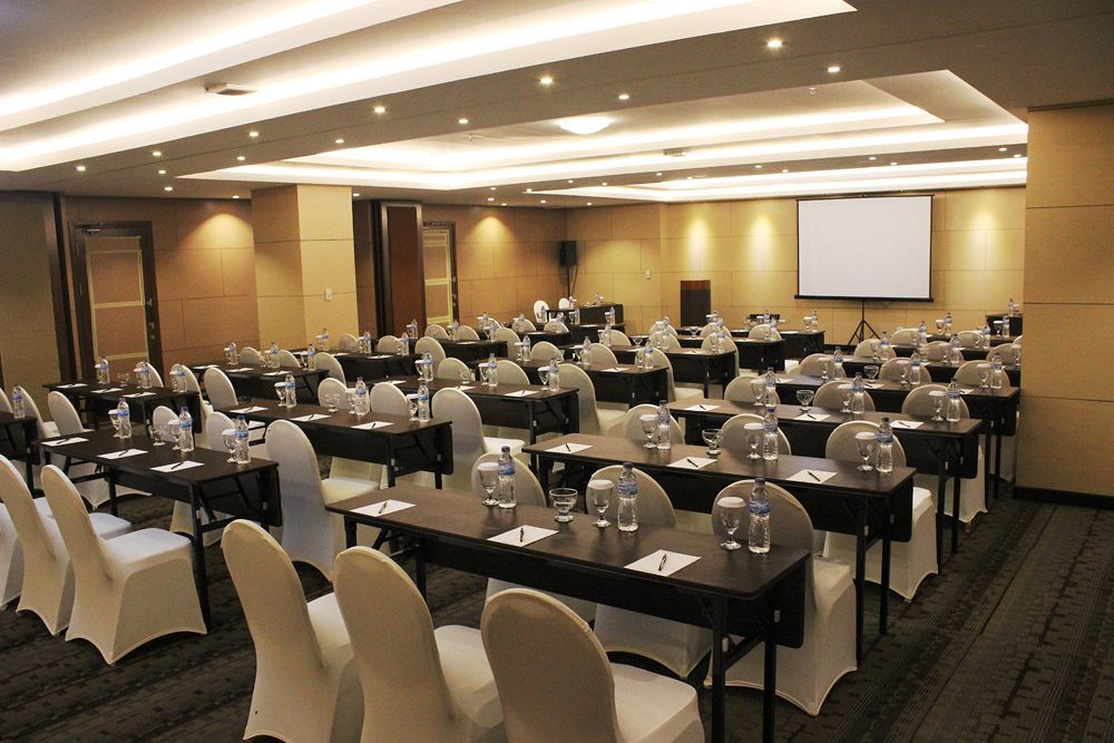 Kutabex Beachfront Hotel Kuta Lombok Εξωτερικό φωτογραφία