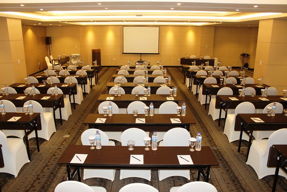 Kutabex Beachfront Hotel Kuta Lombok Εξωτερικό φωτογραφία